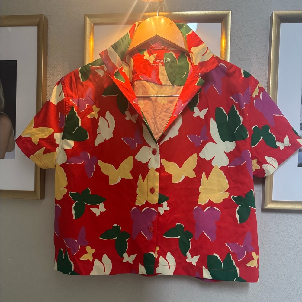 Outdoor Voices Solar Cool Tourist Shirt - red butterfly multi